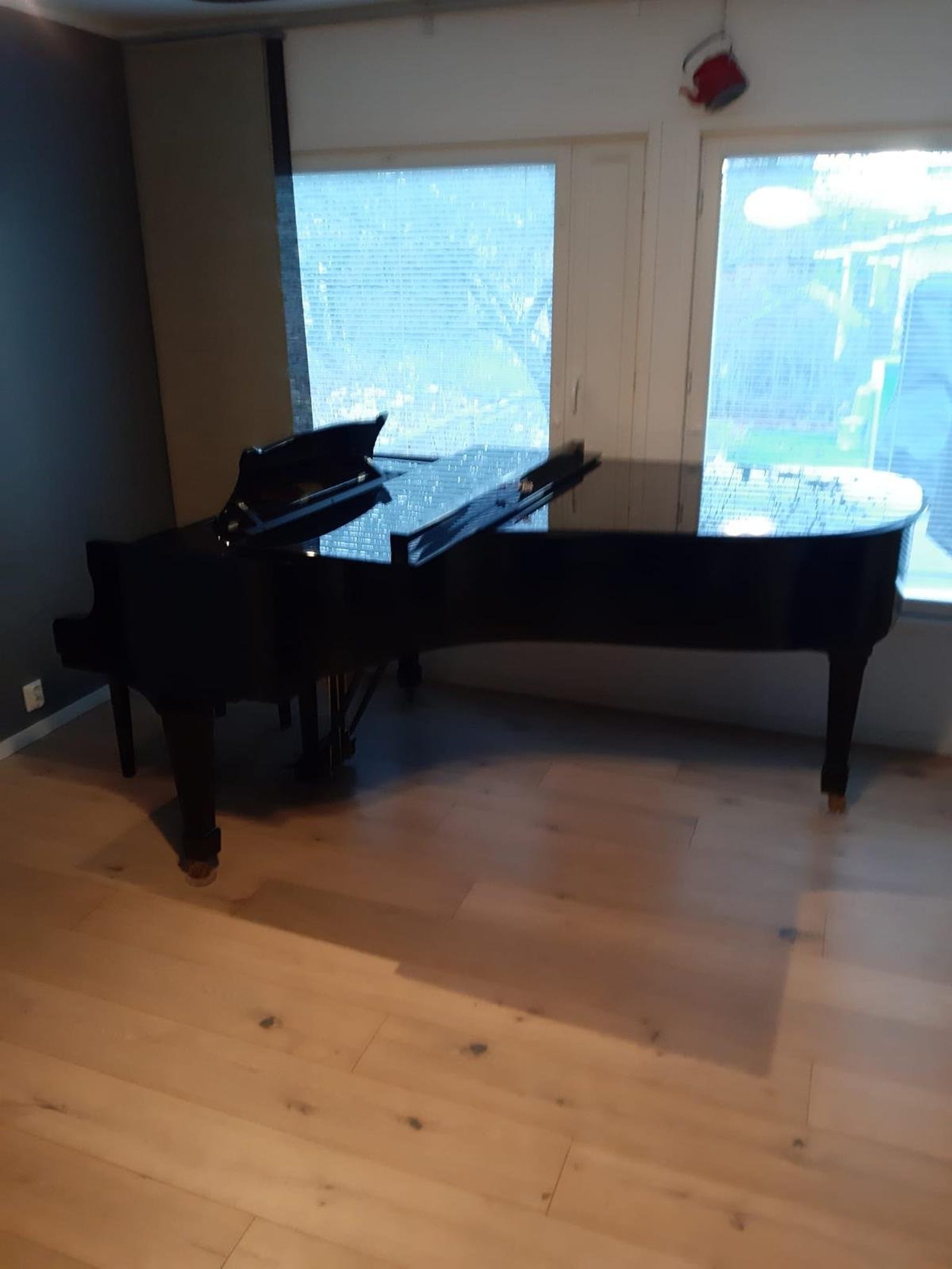 Upright pianos — Kuljetusvarma